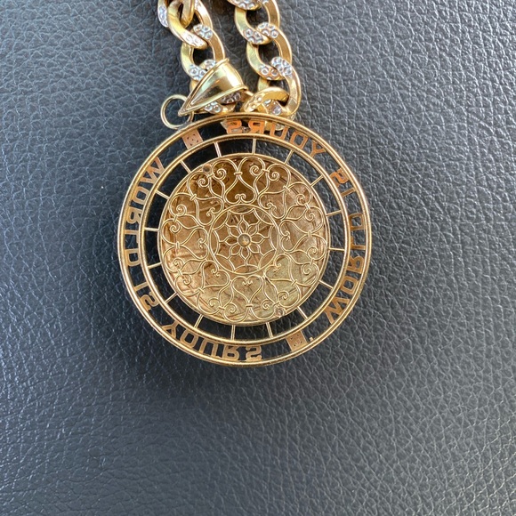 Necklace - Picture 2 of 6